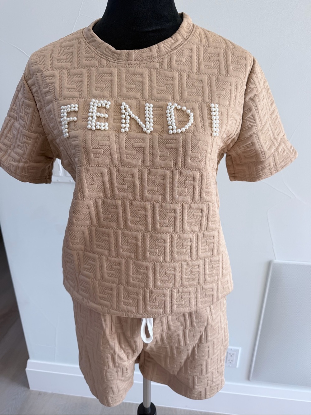 Fendi Beige Embossed Logo Short Set size S - Picture 5 of 13